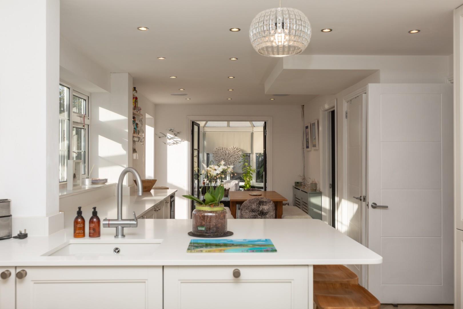 Woollacott Drive, Newton, Caswell, Swansea, SA3 4RR